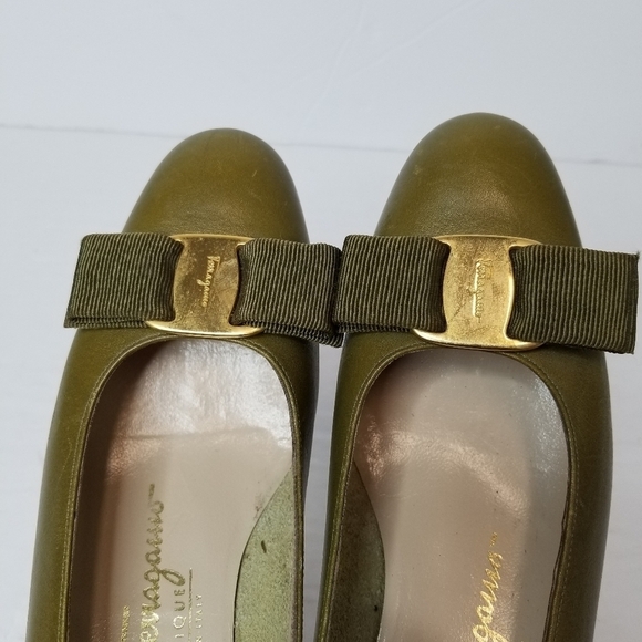 Salvatore Ferragamo heels - Picture 3 of 8